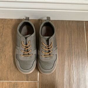 Oshkosh Sneakers Little Boy Size 10
